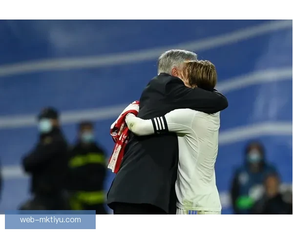 罗马诺：米兰与奇克开启续约谈判