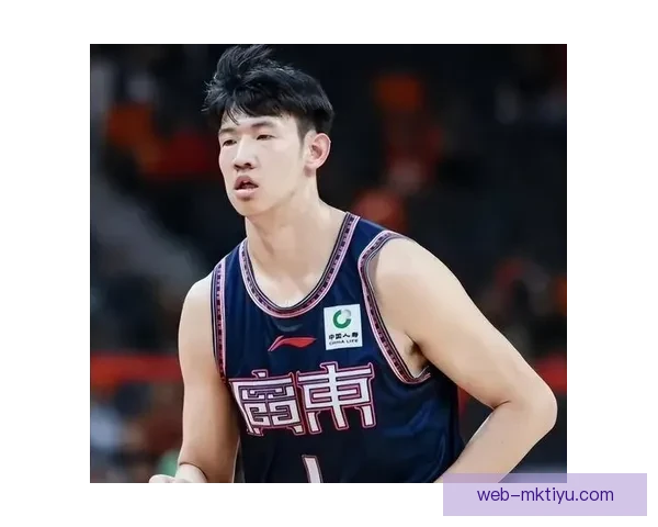 广东三小将出价值黄明依被雪藏