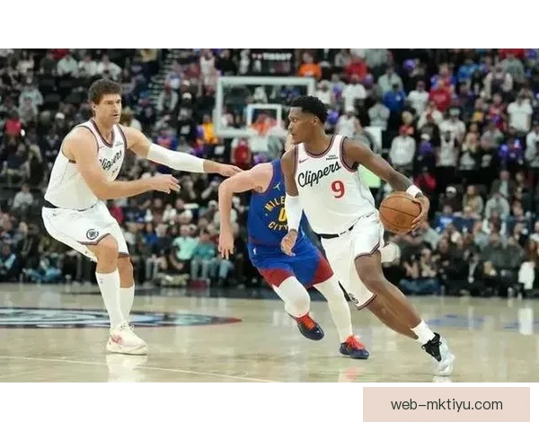 快船险胜掘金穆雷绝平罚球失手