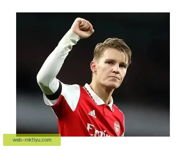 哲凯虐菜能力助枪手稳步争冠